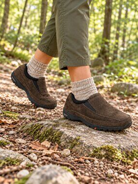 NEVADOS Hiking Shoes Womens US 8 Brown Suede Slip On Comfort Active Gorpcore
